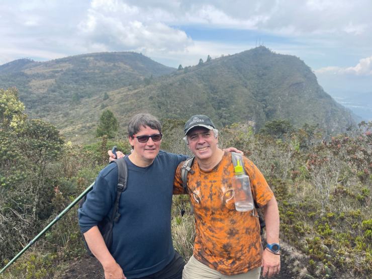 Caminata al Cerro de las Tres Viejas