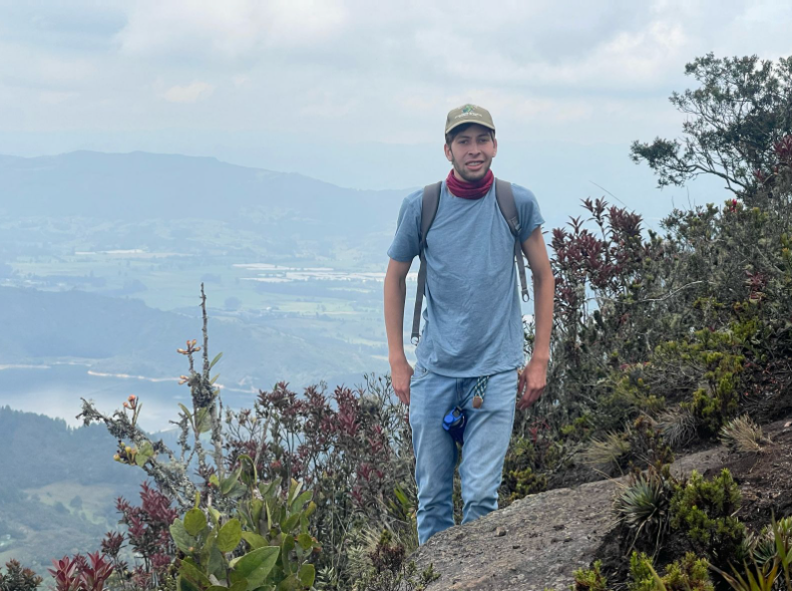 Caminata al Cerro de las Tres Viejas